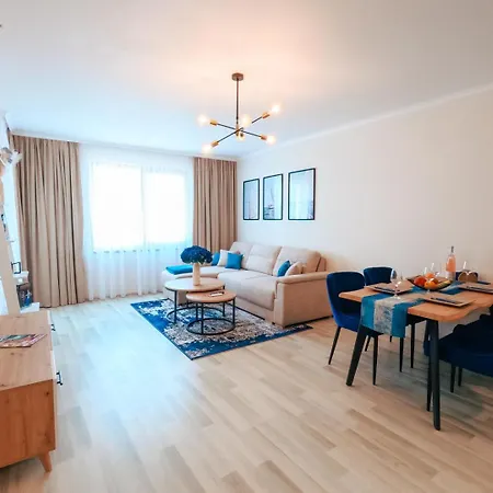 Blue Marine Apartment, Complex Carpe Diem Balchik, Free Parking