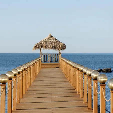 Blue Marine Apartment, Complex Carpe Diem Balchik, Free Parking * Balchik