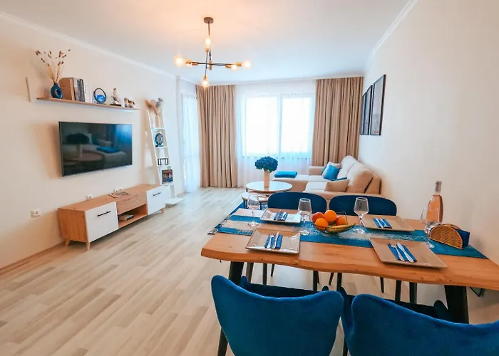Blue Marine Apartment, Complex Carpe Diem Balchik, Free Parking *
