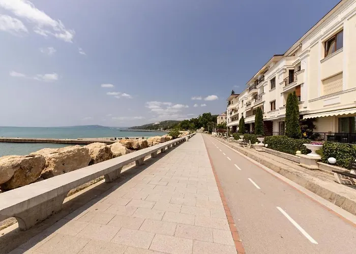 Blue Marine Apartment, Complex Carpe Diem Balchik, Free Parking Balchik